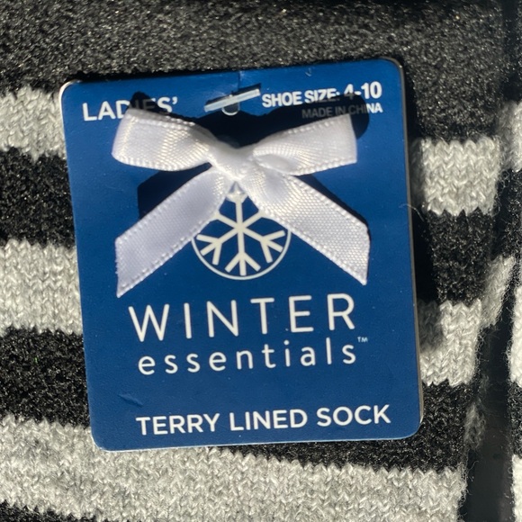 Cozy Terry Lined Socks Bundle (2 Pairs) — Winter Essentials - Picture 14 of 16